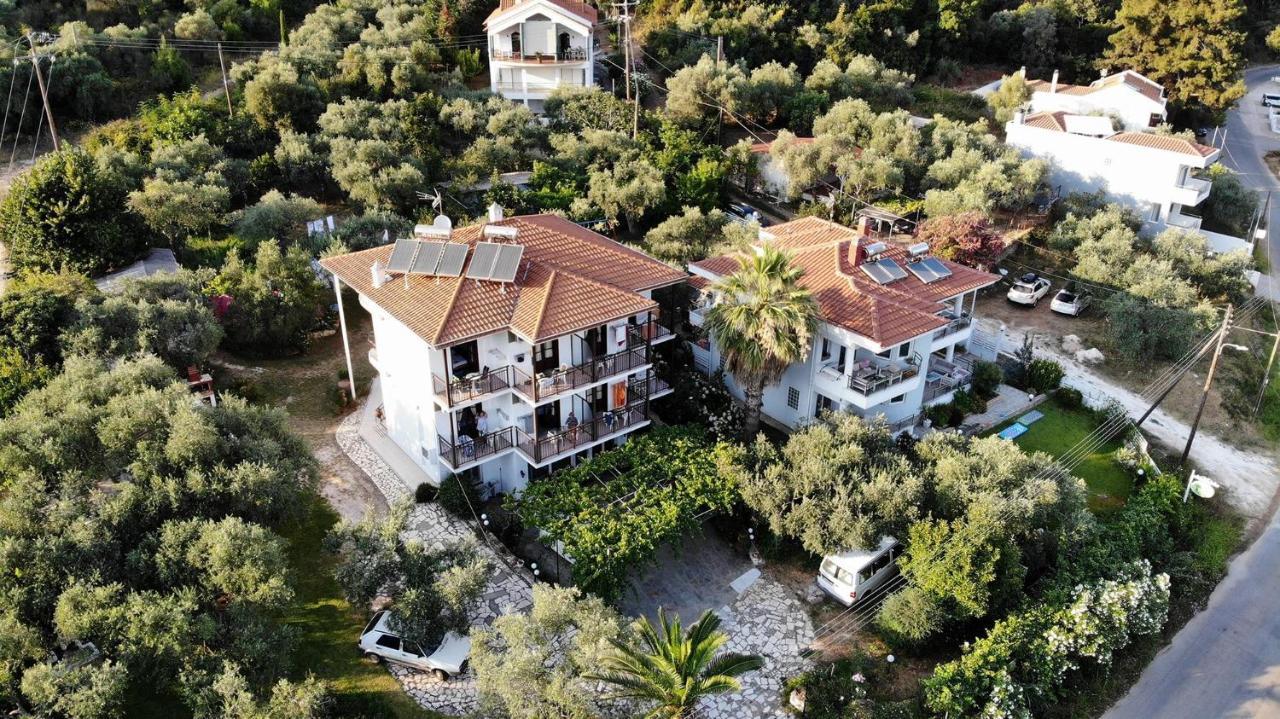 Olive Garden Villas And Apartments 克里斯阿穆迪亚 外观 照片