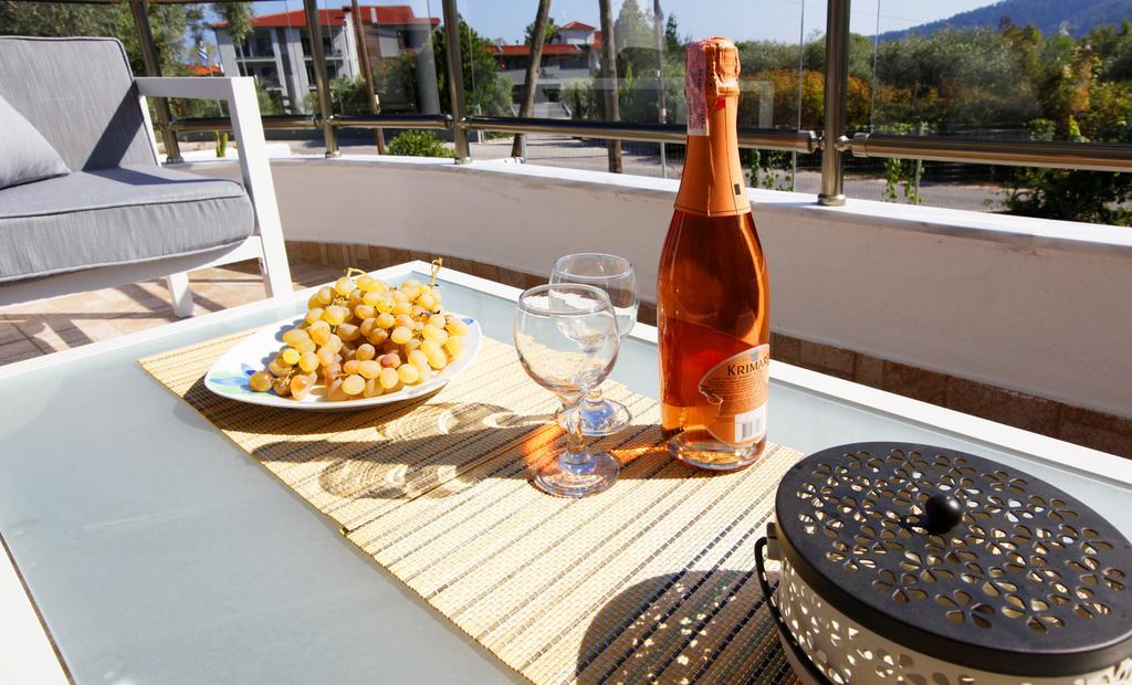 Olive Garden Villas And Apartments 克里斯阿穆迪亚 外观 照片