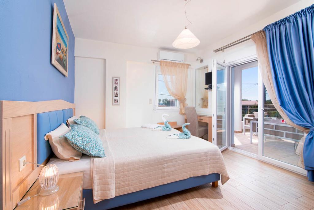 Olive Garden Villas And Apartments 克里斯阿穆迪亚 外观 照片